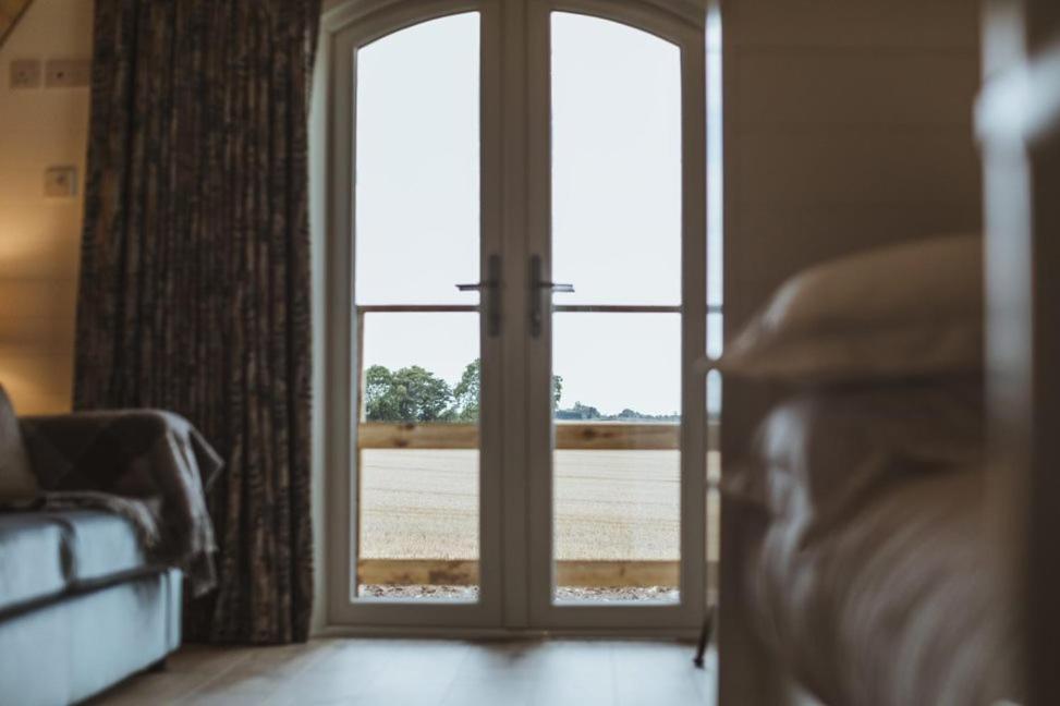Carlton Manor Pods Apartment Aldbrough Екстериор снимка