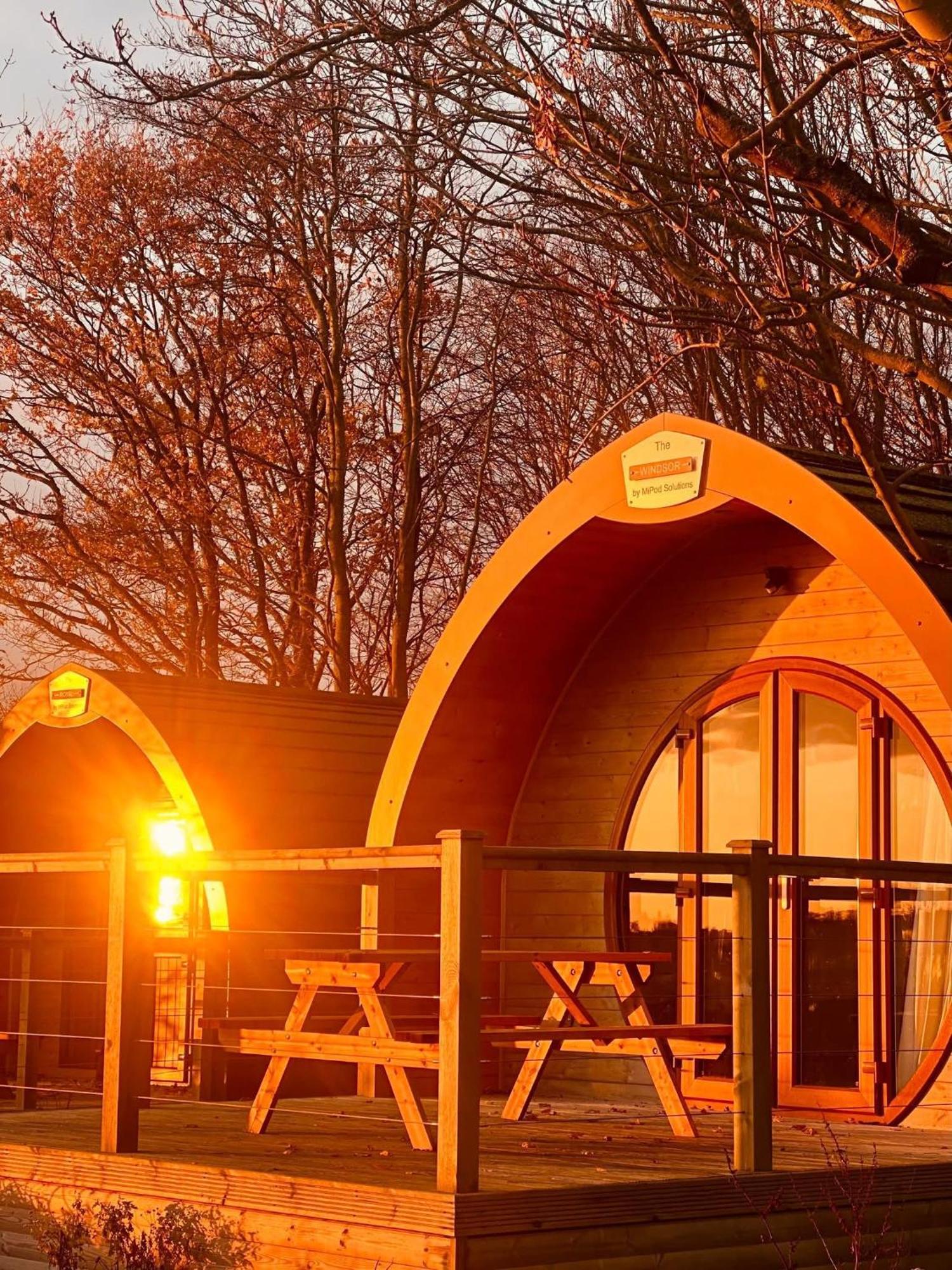 Carlton Manor Pods Apartment Aldbrough Екстериор снимка